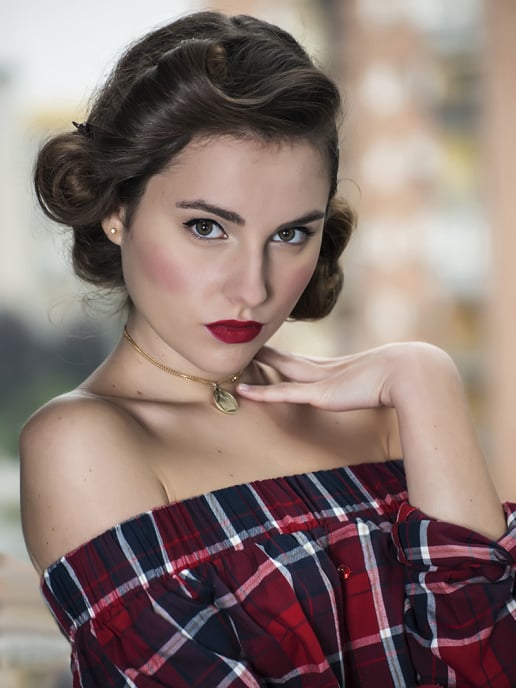 Portret žene s konjem - Inspira fotografija